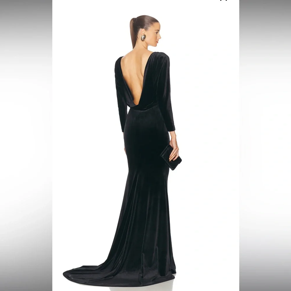 Alex Perry Black Long Sleeve Velvet Evening Gown - Picture 4 of 12